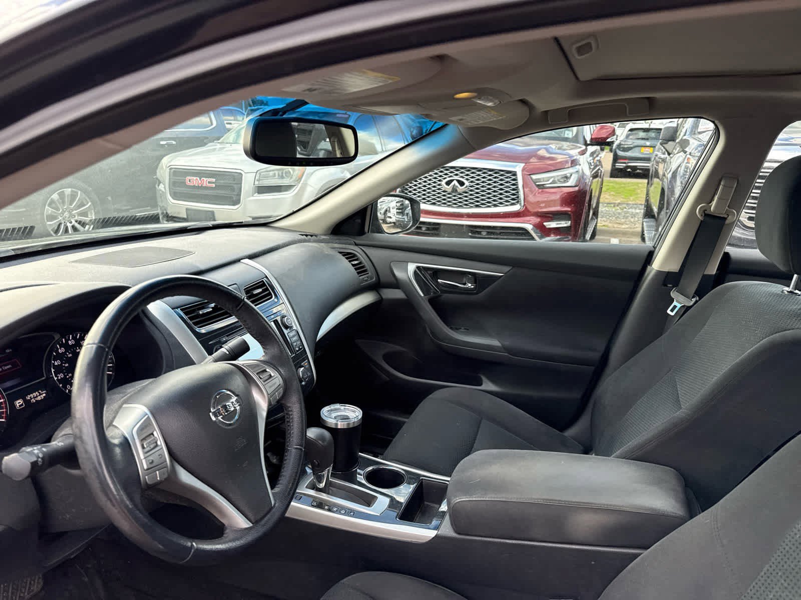 Used 2014 Nissan Altima 2.5 SV w/ Convenience Package FWD image 8
