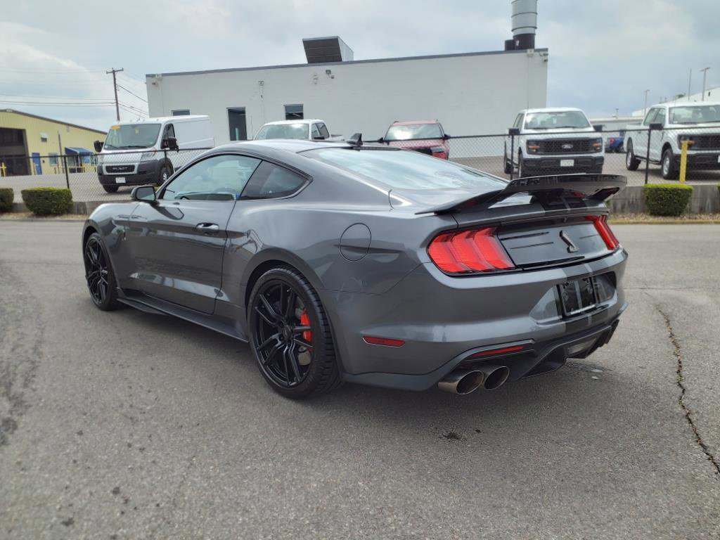 Used 2022 Ford Mustang Shelby GT500 w/ Technology Package image 3