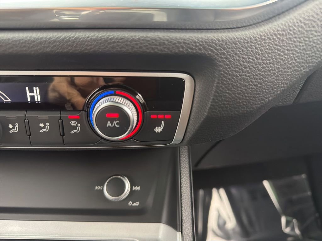 Used 2022 Audi Q3 2.0T Premium AWD/4WD image 20