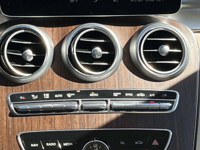 Used 2021 Mercedes-Benz C 300 4MATIC Sedan image 16