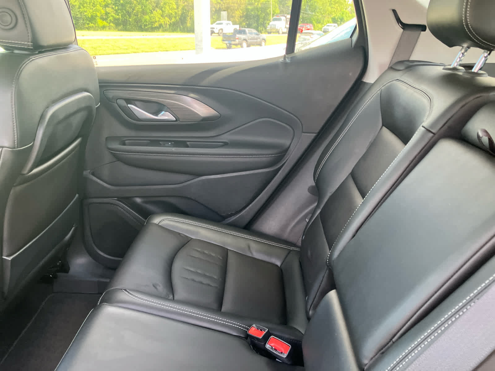Used 2024 GMC Terrain SLT w/ Tech Package FWD image 42