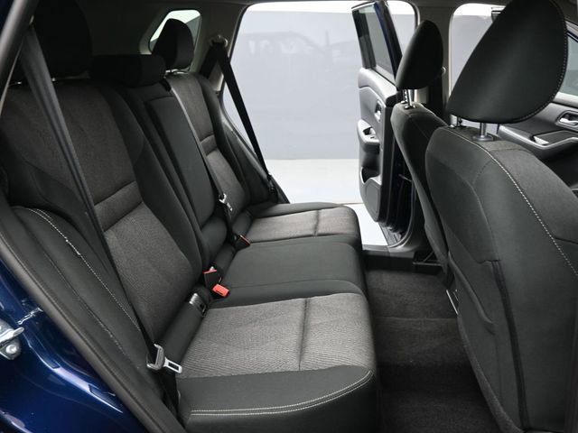 Used 2025 Nissan Rogue SV image 29