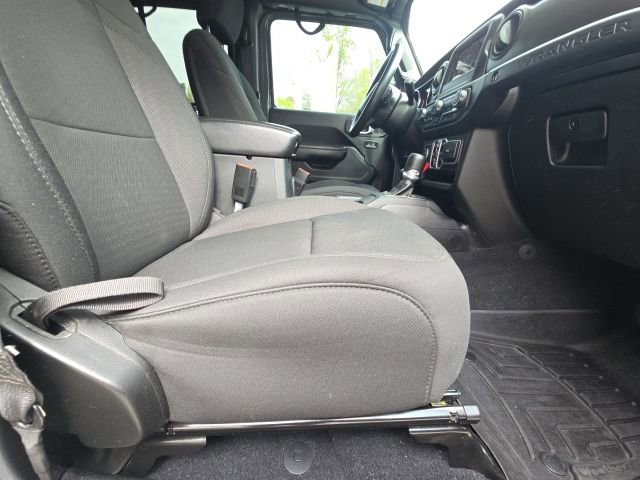 Used 2020 Jeep Wrangler Unlimited Sport S image 17