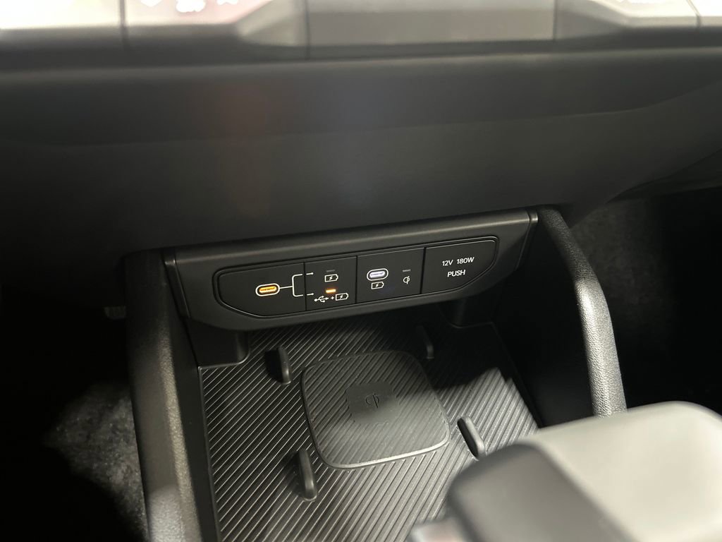 New 2025 Kia K4 EX image 14