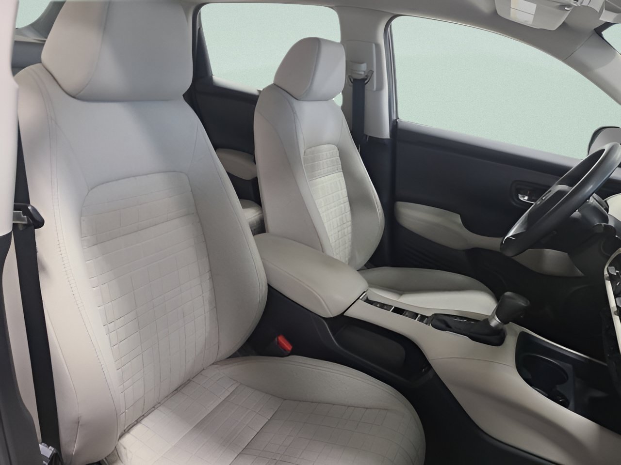 Used 2024 Honda HR-V LX image 11