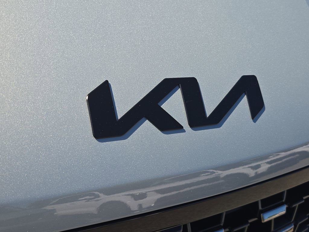 New 2026 Kia Carnival SX image 4