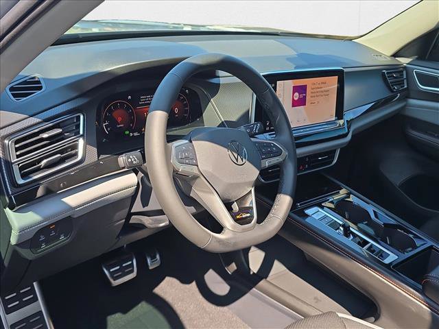 New 2026 Volkswagen Atlas Peak Edition image 4