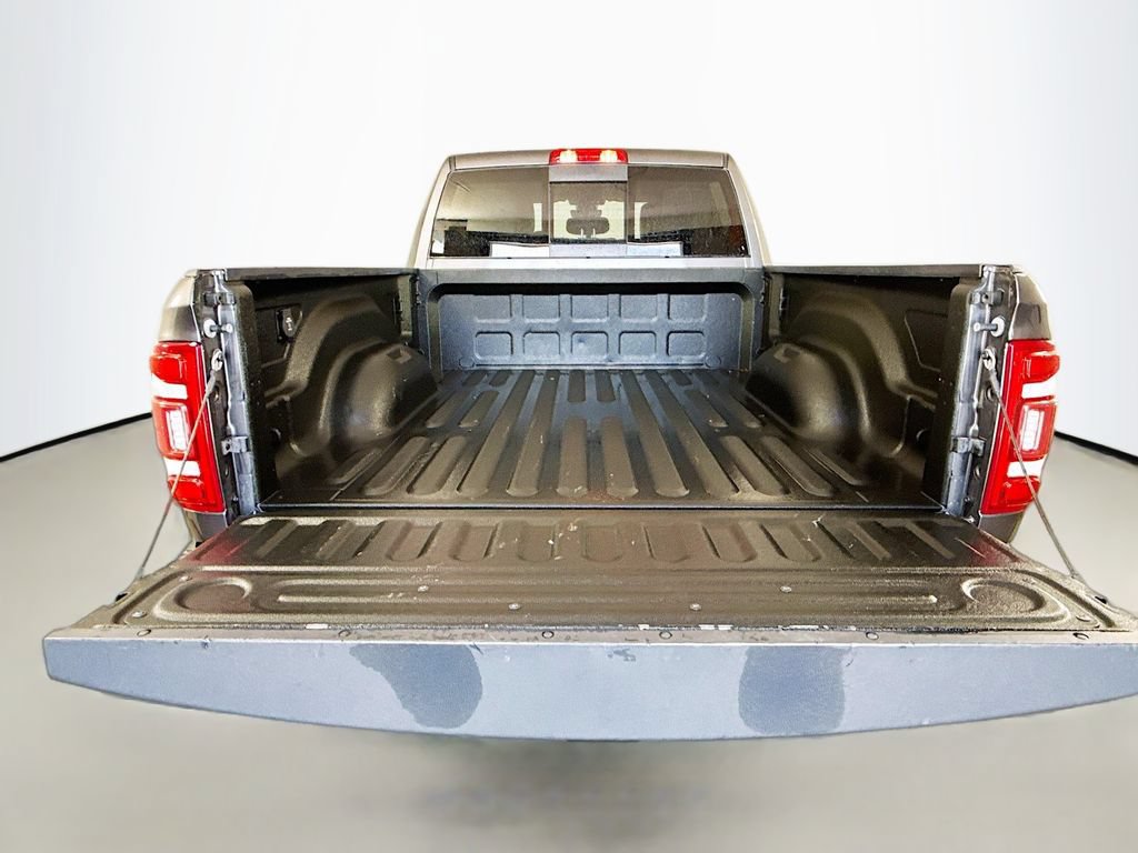Used 2022 RAM 2500 Laramie AWD/4WD image 25