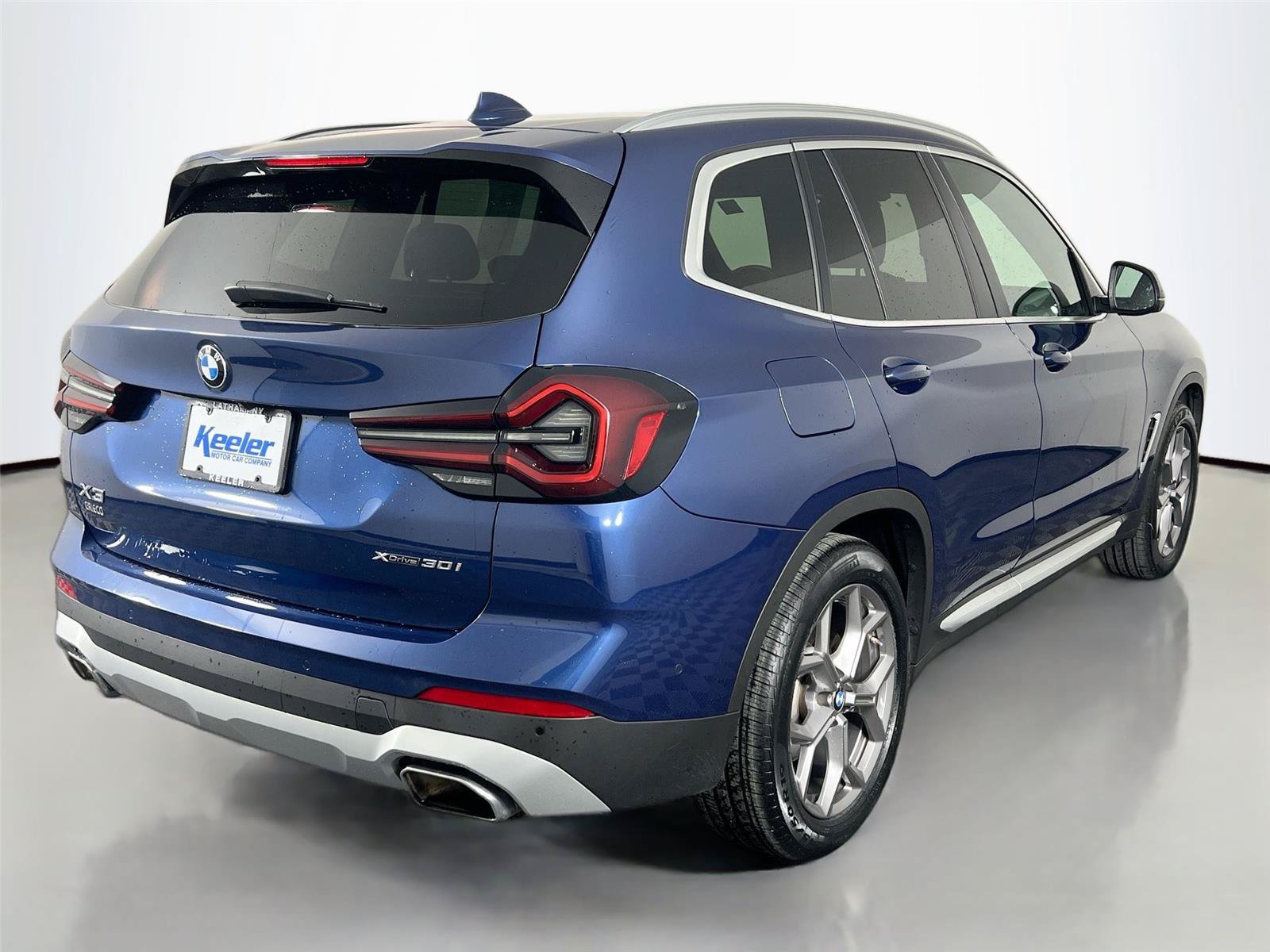 Used 2024 BMW X3 xDrive30i w/ Premium Package AWD/4WD image 6