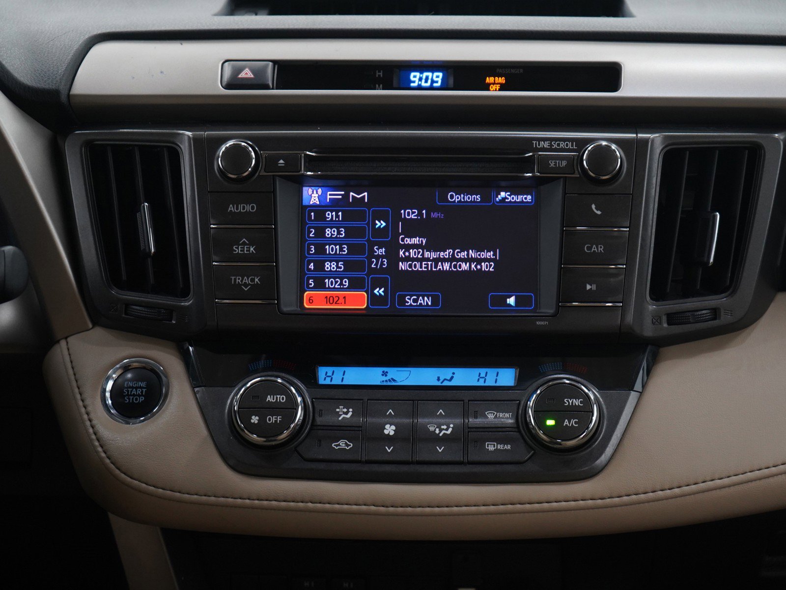 Used 2013 Toyota RAV4 Limited image 14