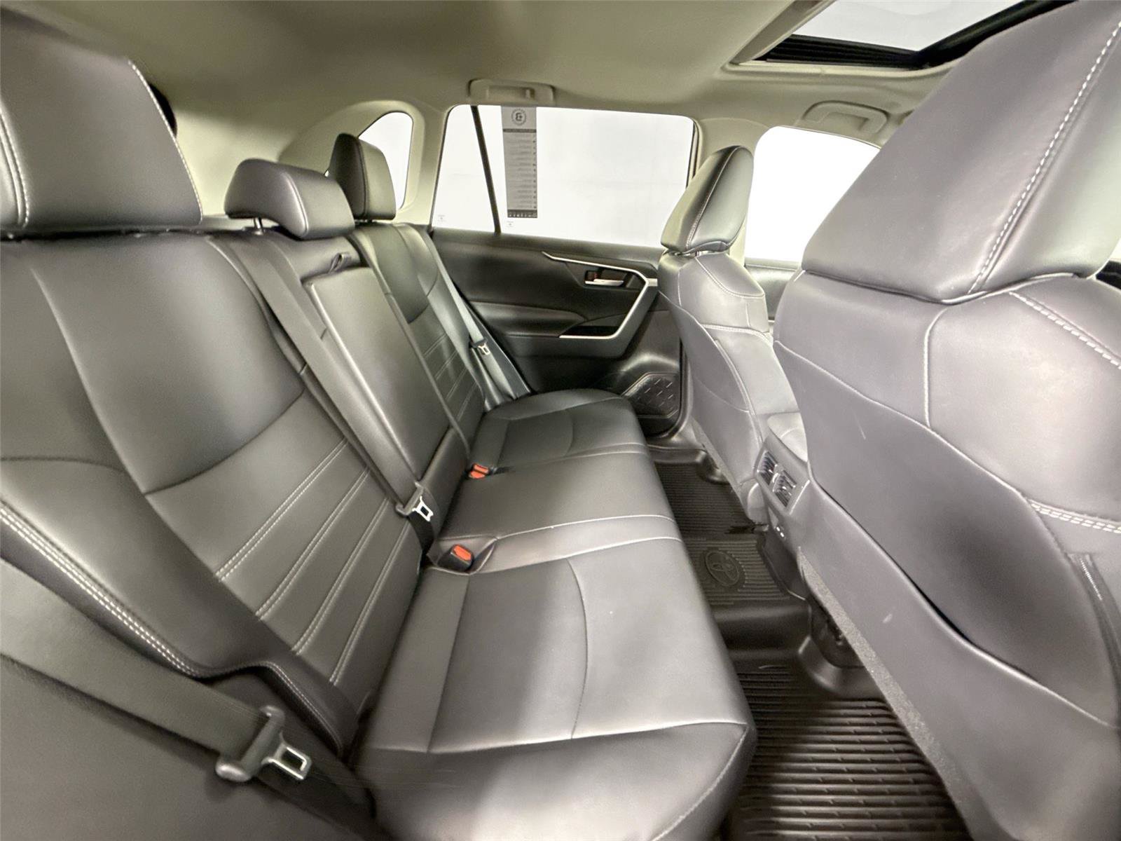 Used 2024 Toyota RAV4 XLE Premium FWD image 41