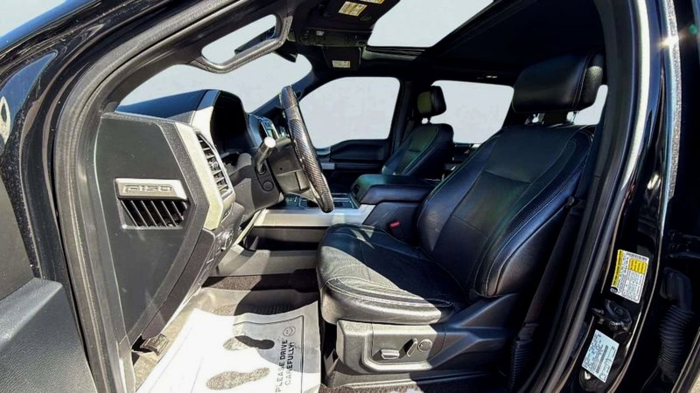 Used 2017 Ford F150 Lariat w/ Equipment Group 502A Luxury image 13