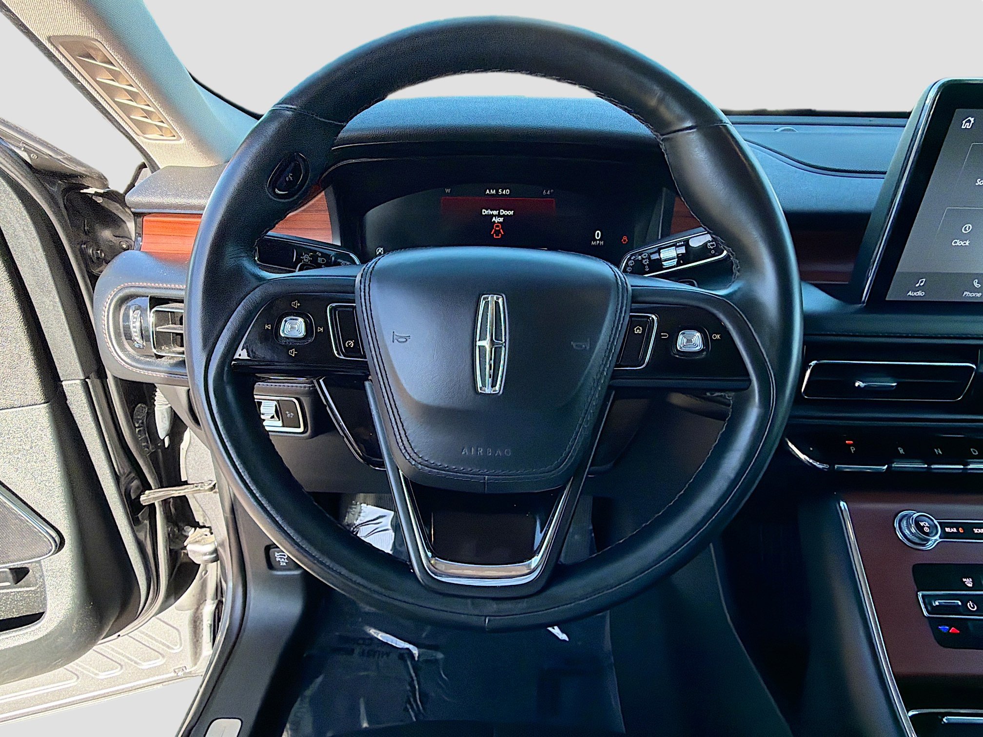 Used 2023 Lincoln Aviator Reserve AWD/4WD image 40