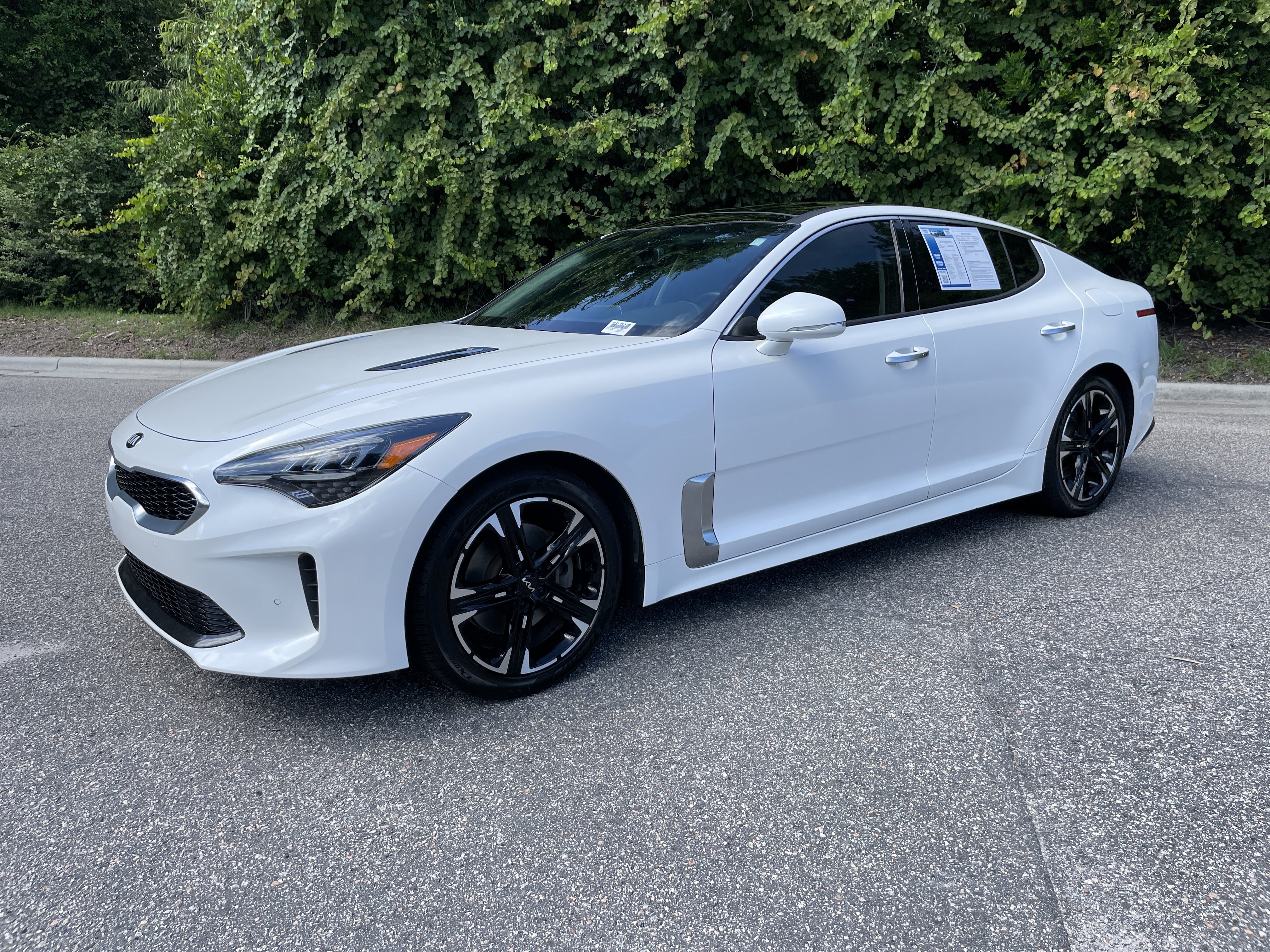 Used 2018 Kia Stinger Premium RWD image 4