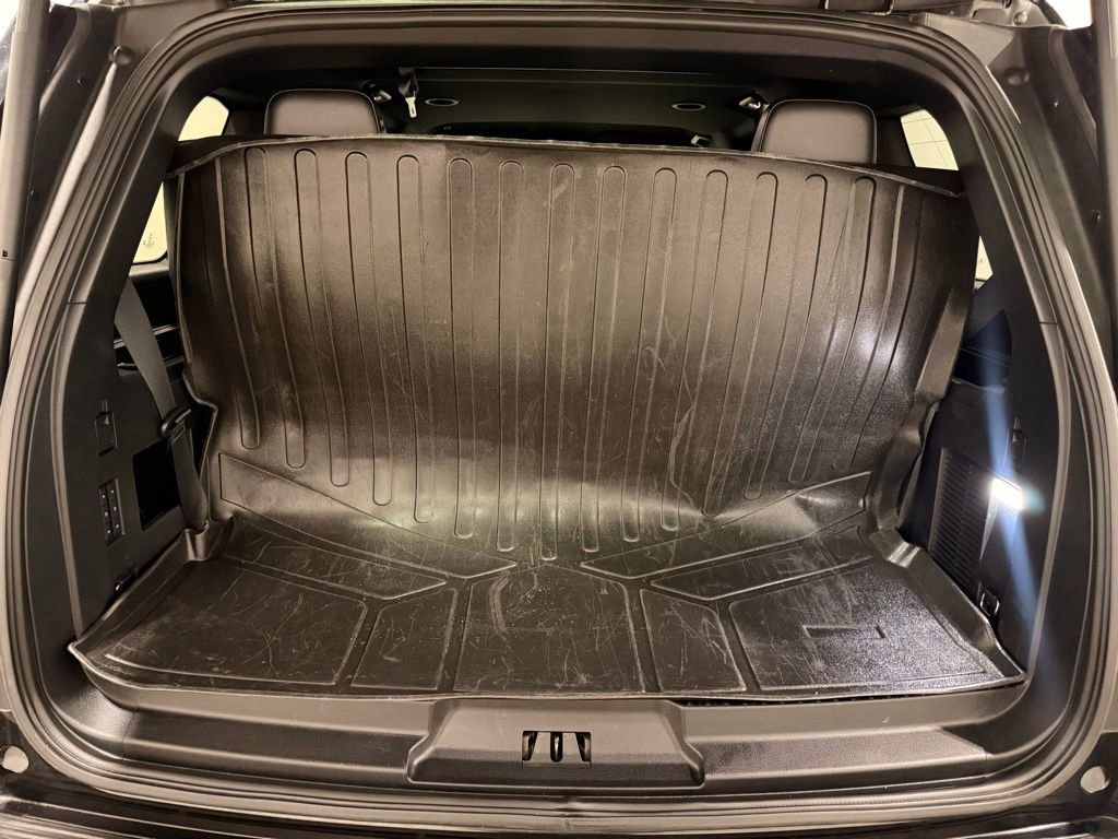 Used 2021 Ford Expedition Limited w/ Cargo Package image 10