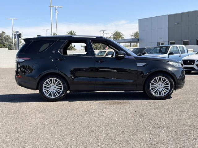 Used 2018 Land Rover Discovery SE image 27