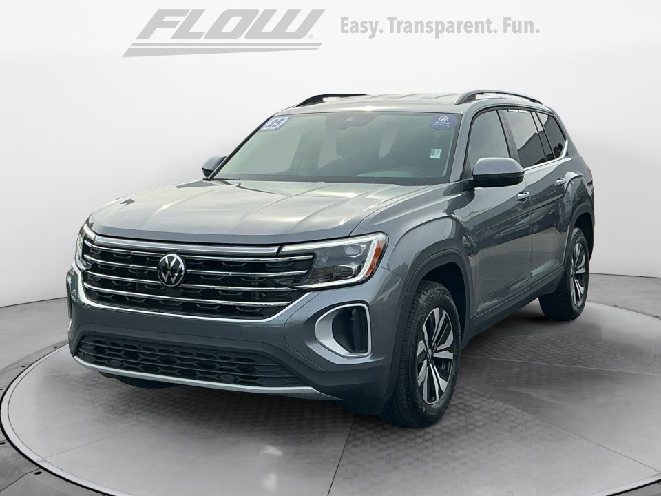 Certified 2025 Volkswagen Atlas SE FWD image 4