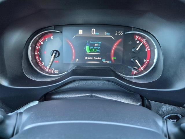 Used 2025 Toyota RAV4 XLE FWD image 11