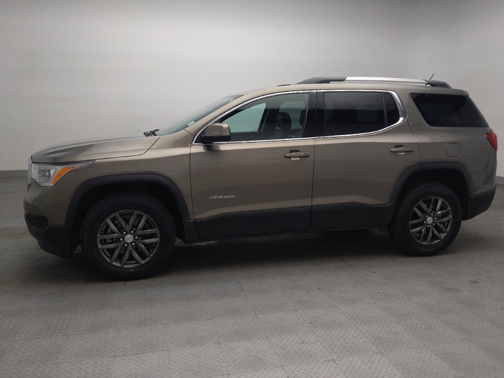 Used 2019 GMC Acadia SLT FWD image 2