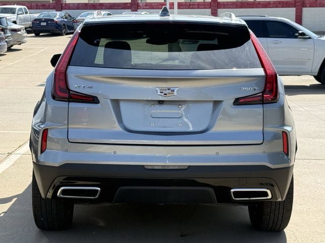 Used 2025 Cadillac XT4 Premium Luxury FWD image 5