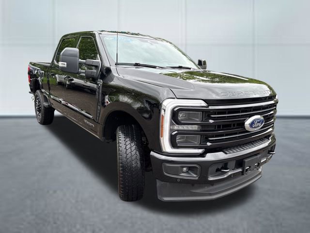 Used 2025 Ford F350 Platinum AWD/4WD image 5