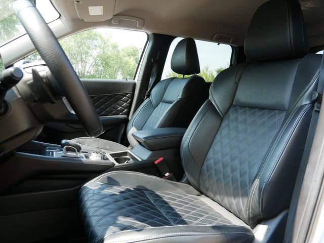 Used 2024 Mitsubishi Outlander SEL AWD/4WD image 10
