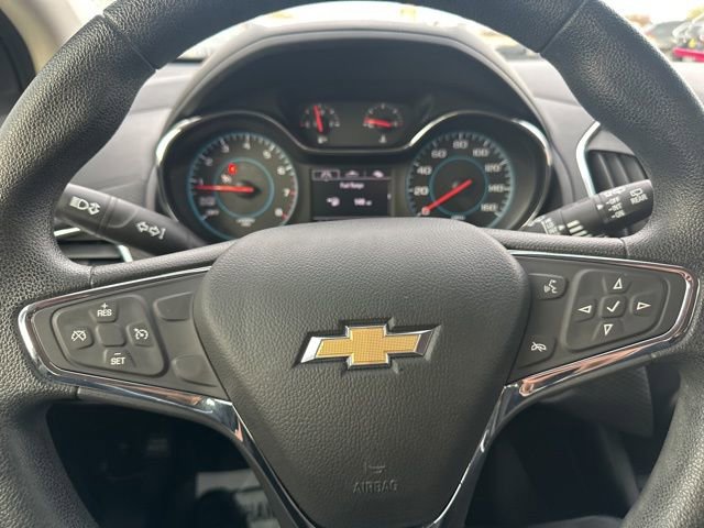 Used 2018 Chevrolet Cruze LT w/ Convenience Package image 13