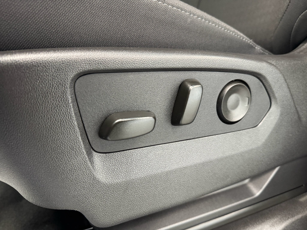 Used 2026 Chevrolet Silverado 1500 RST AWD/4WD image 14