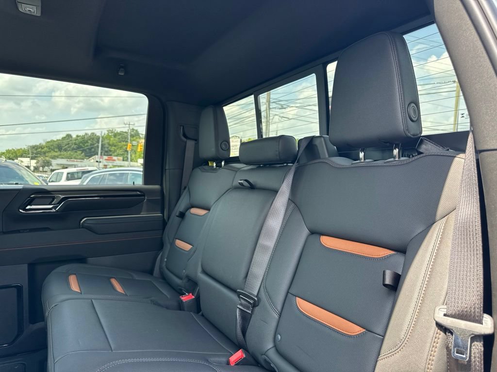 New 2026 GMC Sierra 2500 AT4 w/ AT4 Premium Plus Package AWD/4WD image 31