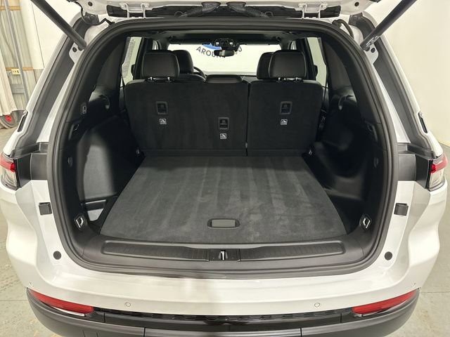 Used 2023 Jeep Grand Cherokee Altitude image 22