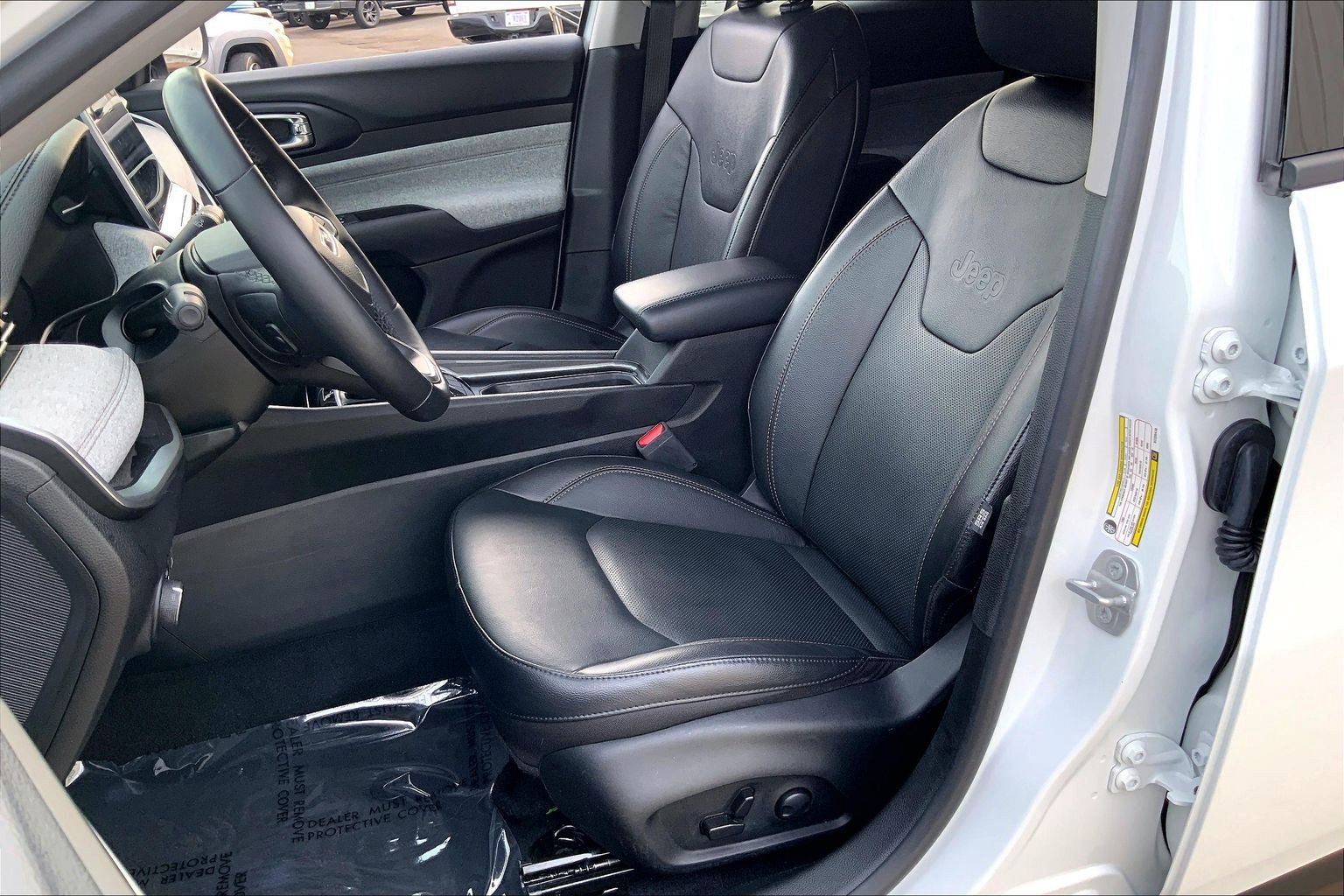 Certified 2022 Jeep Compass Latitude AWD/4WD image 8