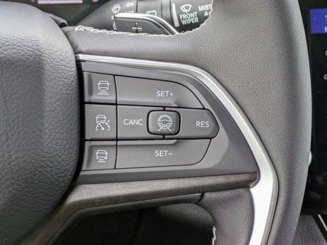 New 2026 Jeep Grand Cherokee Limited w/ Limited Altitude Package RWD image 28