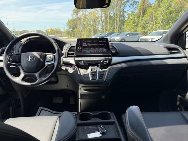Used 2025 Honda Odyssey Sport-L image 12