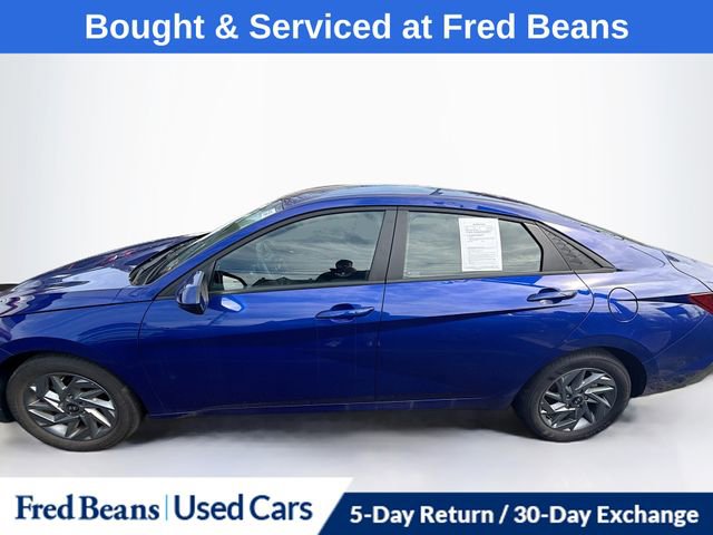 Certified 2024 Hyundai Elantra SEL image 3