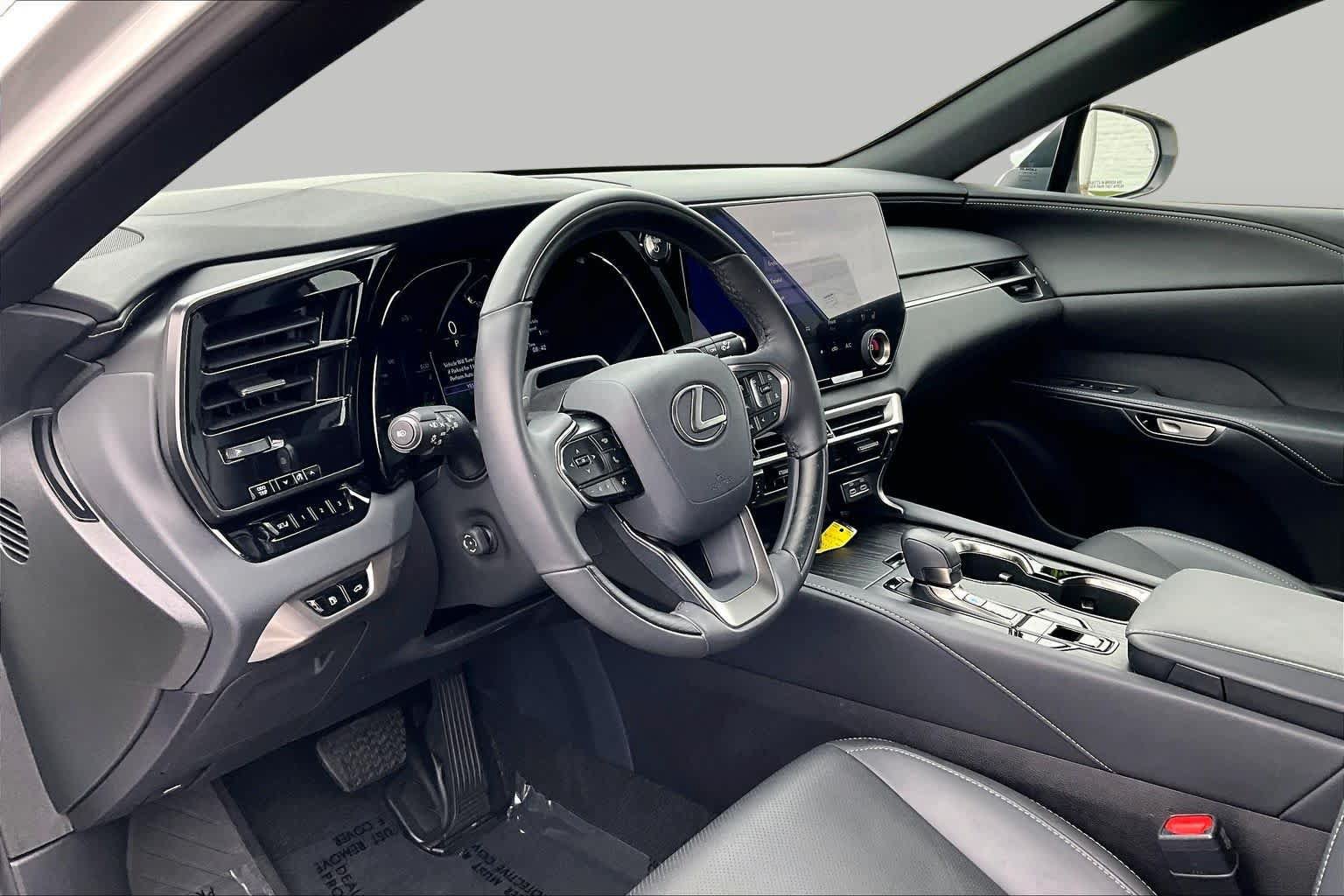 Used 2025 Lexus RX 350h w/ Convenience Package AWD/4WD image 18