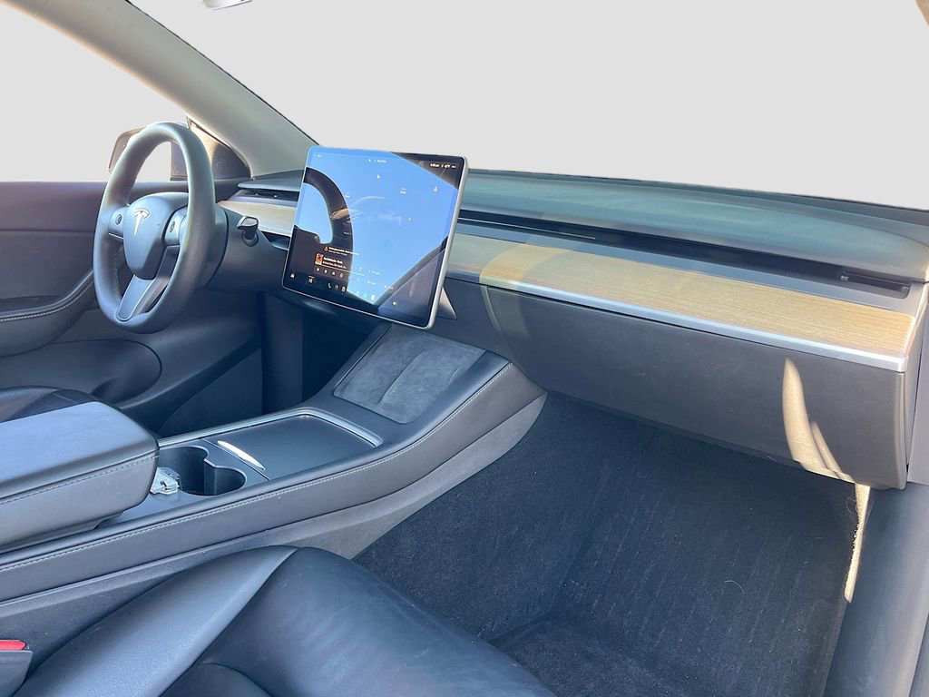Used 2022 Tesla Model Y Performance image 27