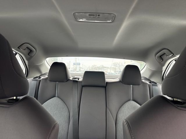 Certified 2022 Toyota Camry LE image 21