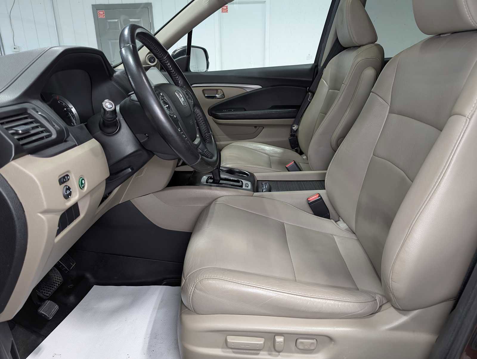 Used 2018 Honda Pilot EX-L image 4