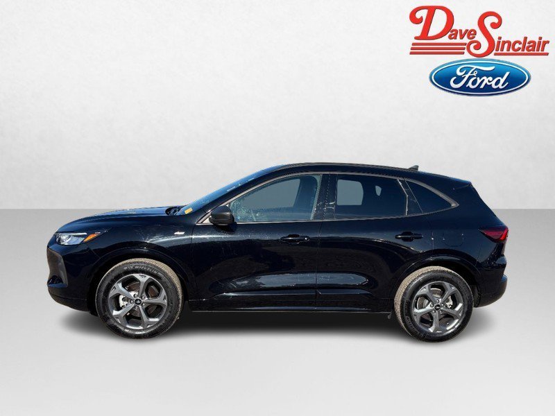 Used 2023 Ford Escape ST-Line w/ Tech Pack #1 AWD/4WD image 10