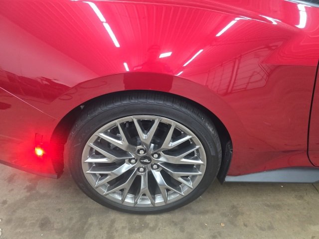 Used 2024 Ford Mustang Premium image 7