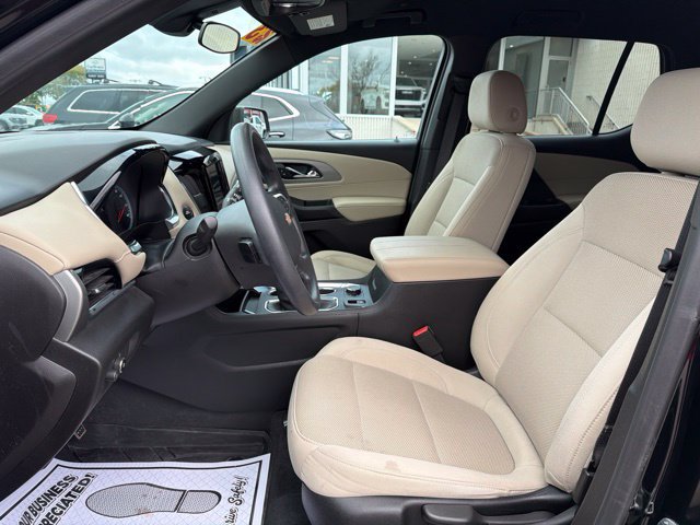 Used 2023 Chevrolet Traverse LS w/ Safety Package AWD/4WD image 13