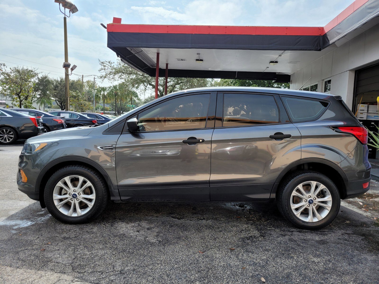 Used 2019 Ford Escape S image 3
