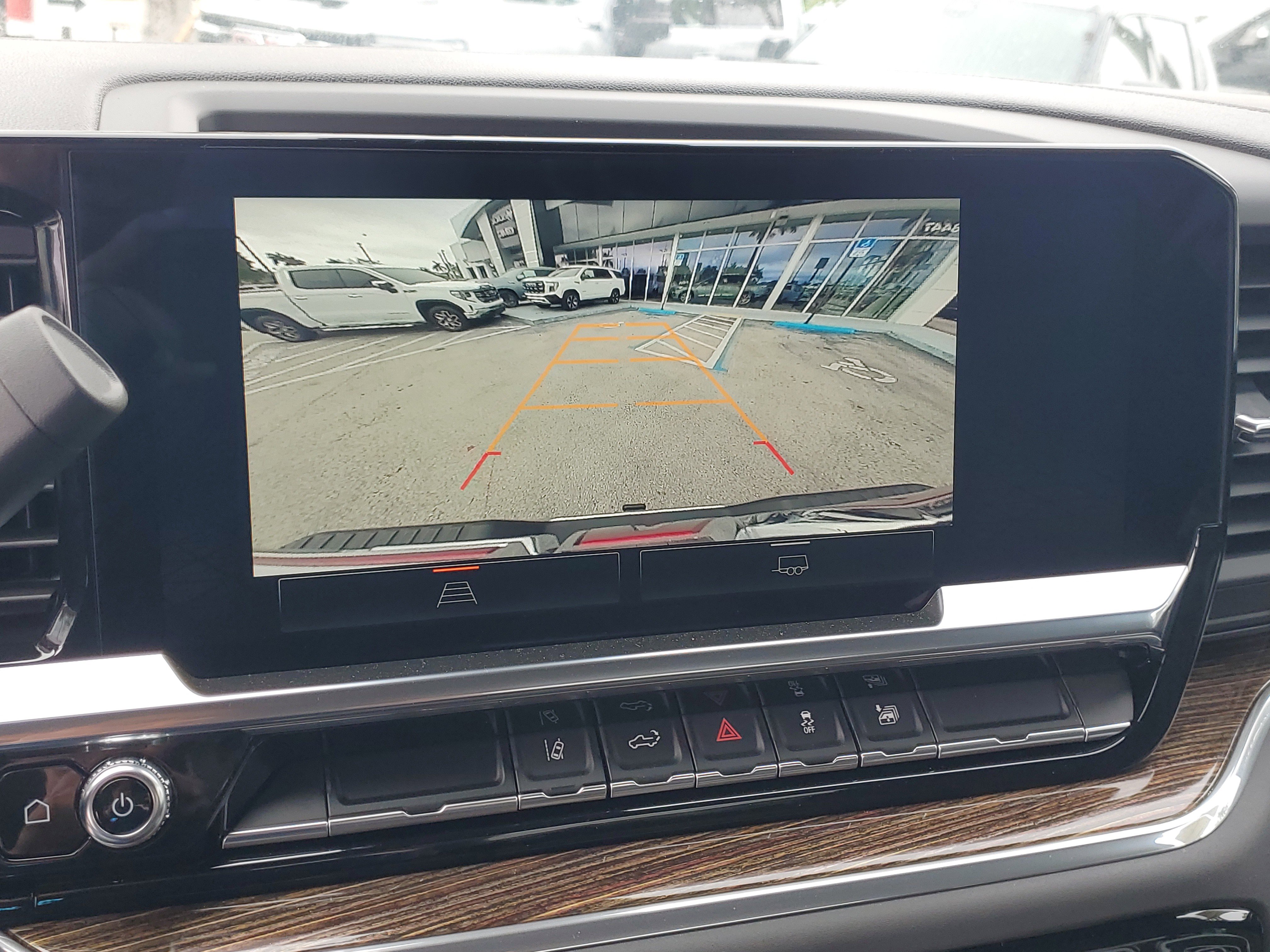 Used 2024 GMC Sierra 2500 SLE w/ SLE Convenience Package image 10