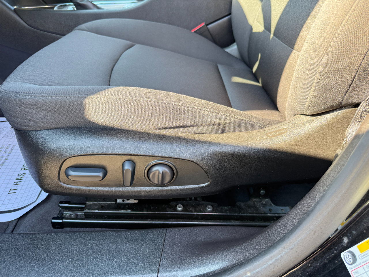 Used 2023 Chevrolet Malibu LT image 14