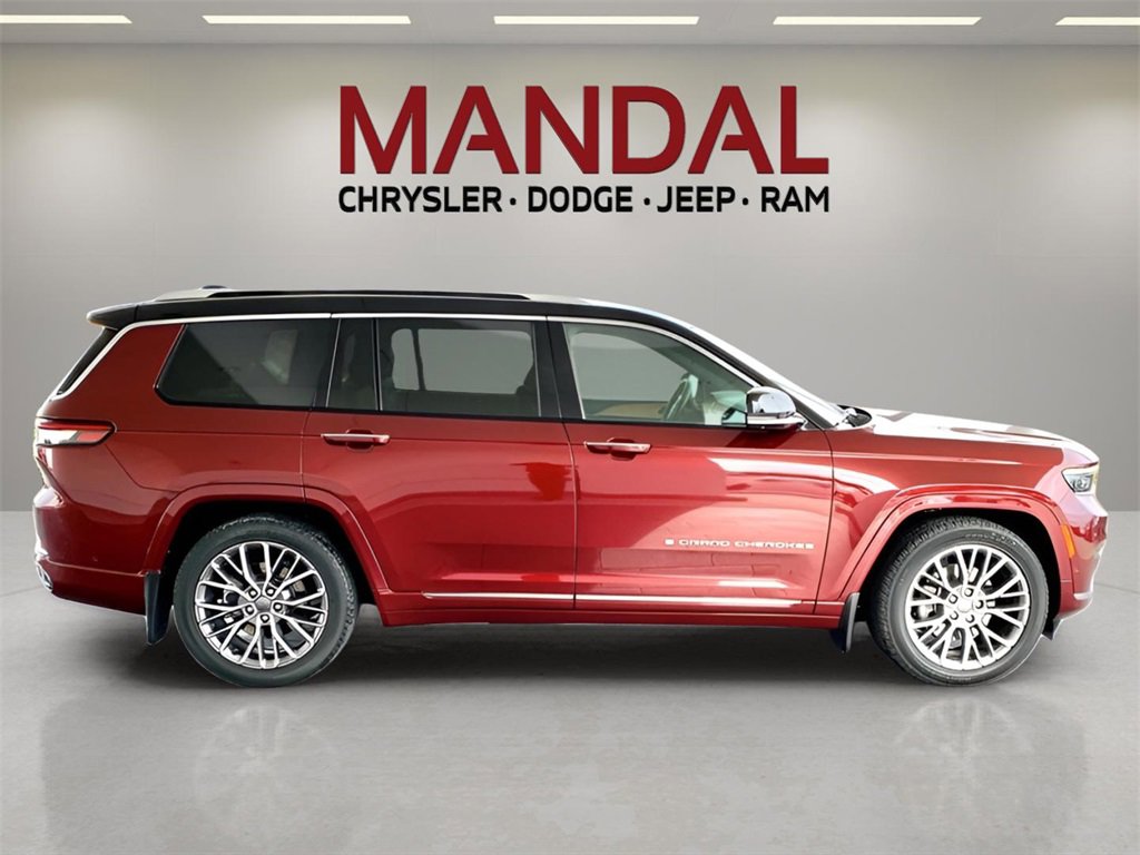 Used 2023 Jeep Grand Cherokee L Summit image 5