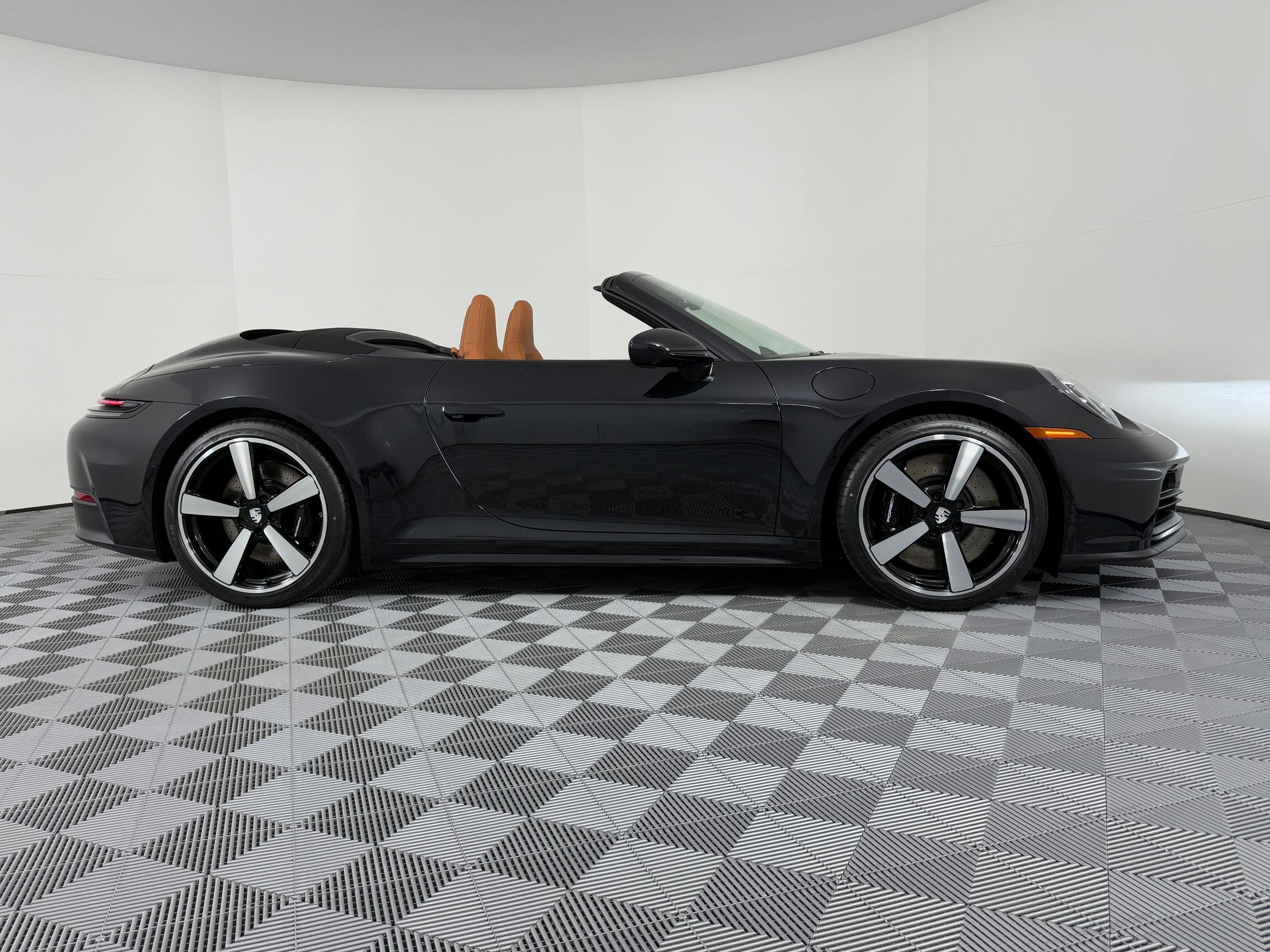 Certified 2026 Porsche 911 Carrera 4S image 8