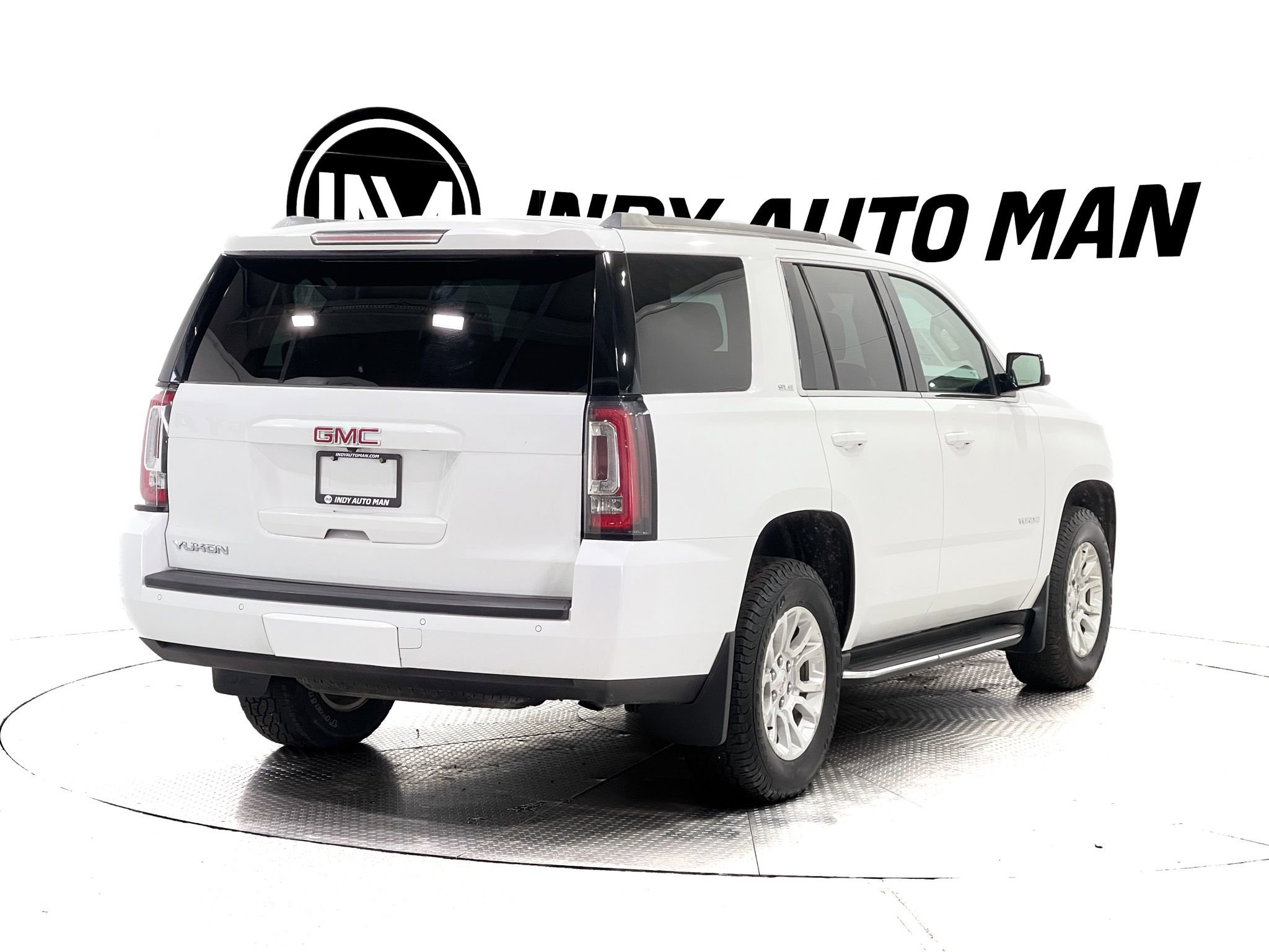 Used 2016 GMC Yukon SLE w/ HD Trailering Package image 4