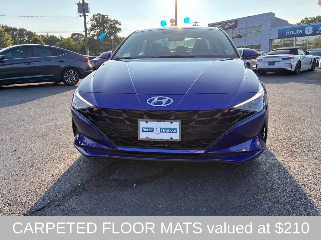 Used 2023 Hyundai Elantra SEL FWD image 2