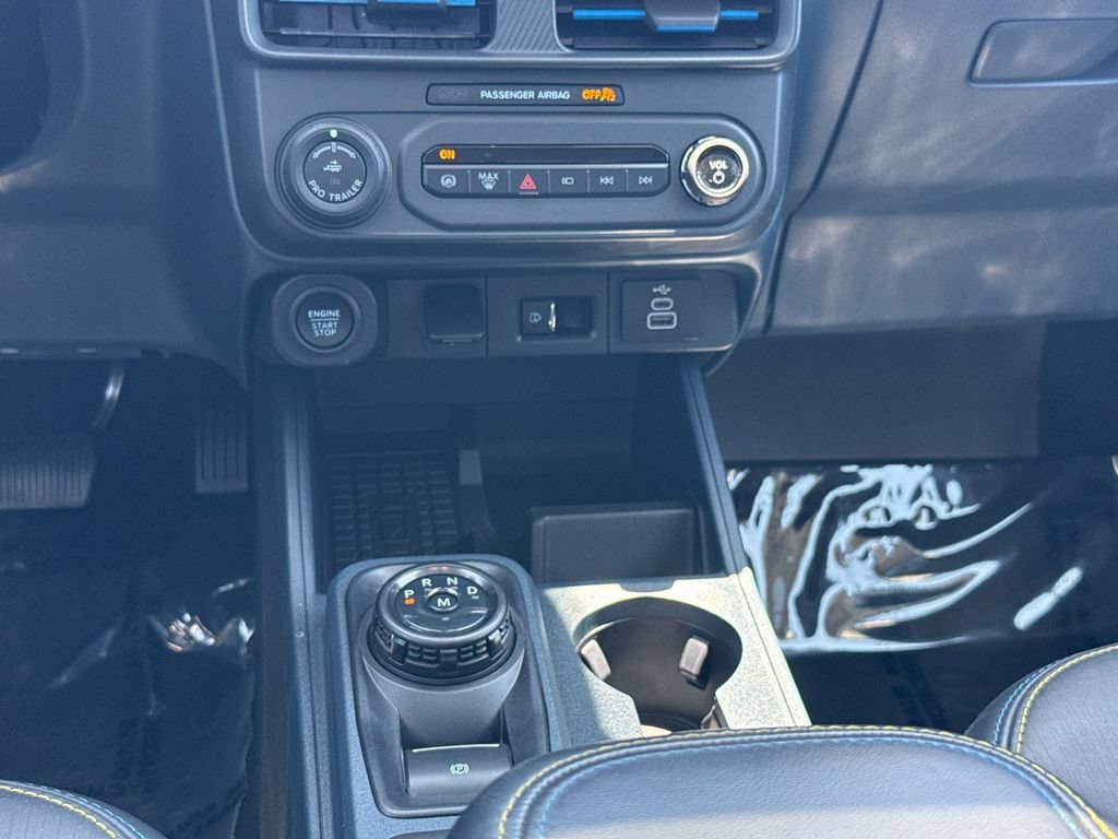 Certified 2025 Ford Maverick Lobo AWD/4WD image 18