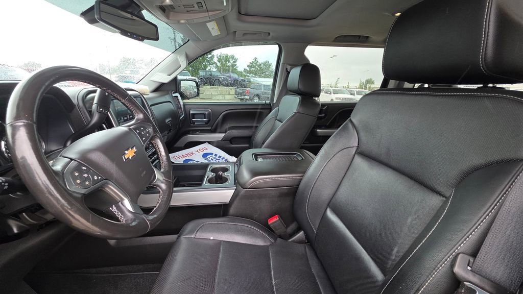 Used 2018 Chevrolet Silverado 1500 LTZ Z71 w/ LTZ Plus Package AWD/4WD image 11